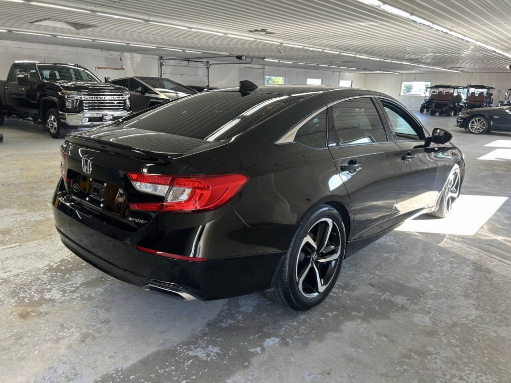 2022 Honda Accord Image 4