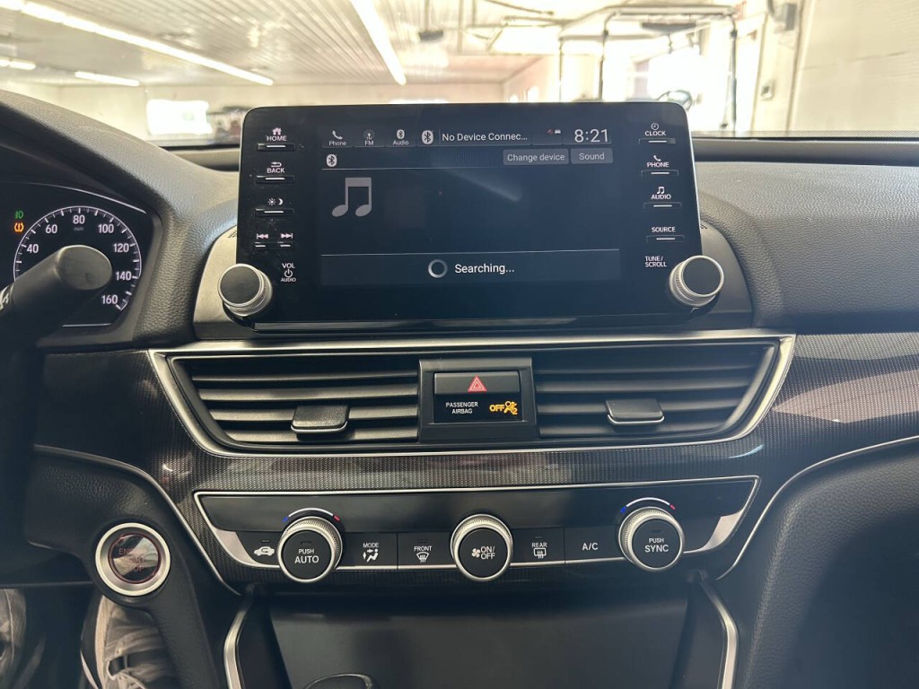 2022 Honda Accord Image 11