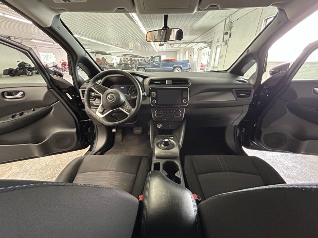 2019 Nissan Leaf Image 11