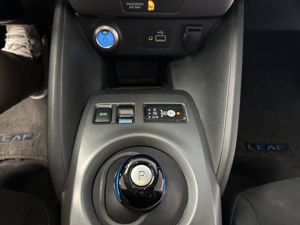 2019 Nissan Leaf Image 14
