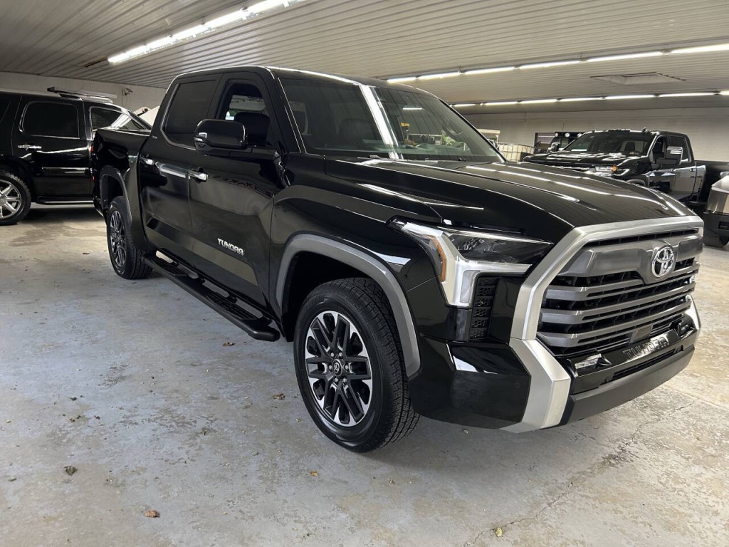 2025 Toyota Tundra Image 3