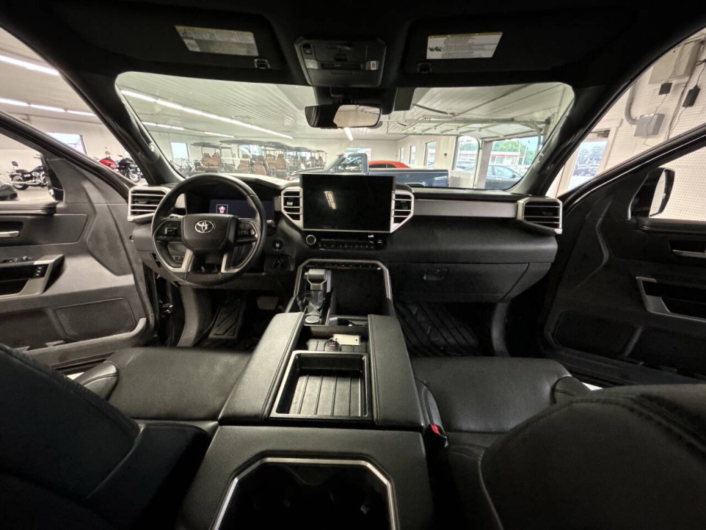 2025 Toyota Tundra Image 9