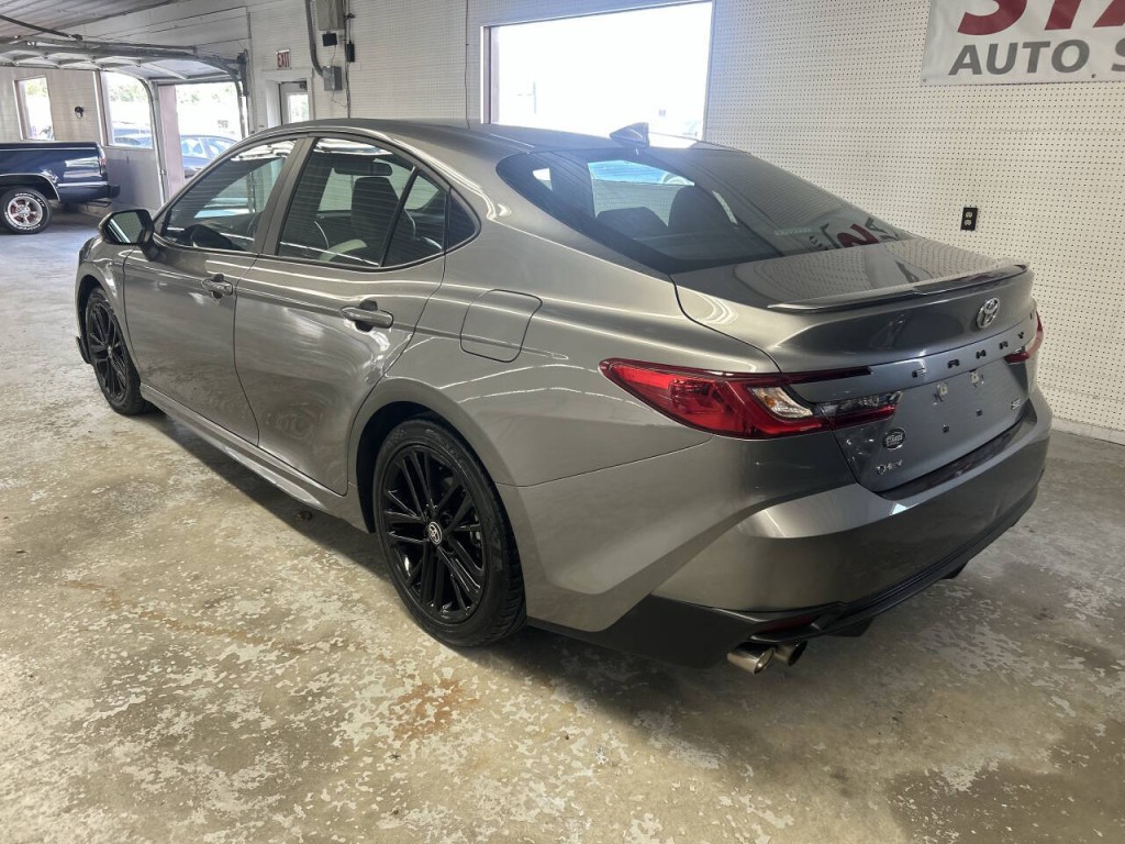2025 Toyota Camry Image 6