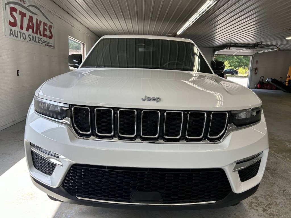2024 Jeep Grand Cherokee Image 2