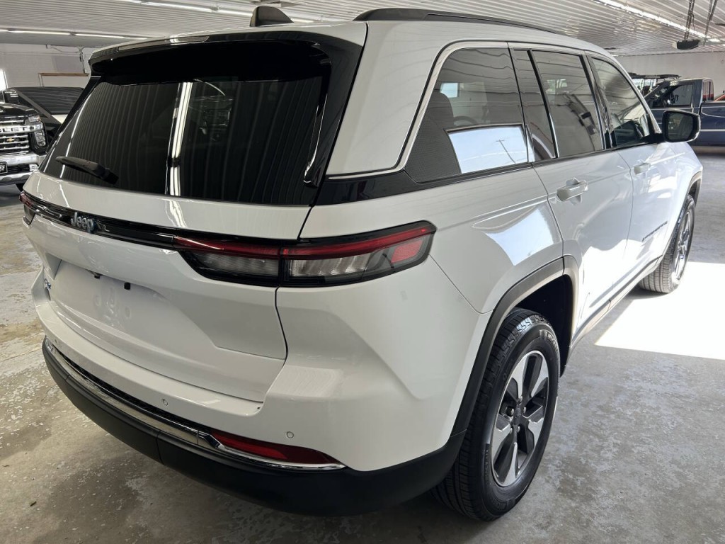 2024 Jeep Grand Cherokee Image 4