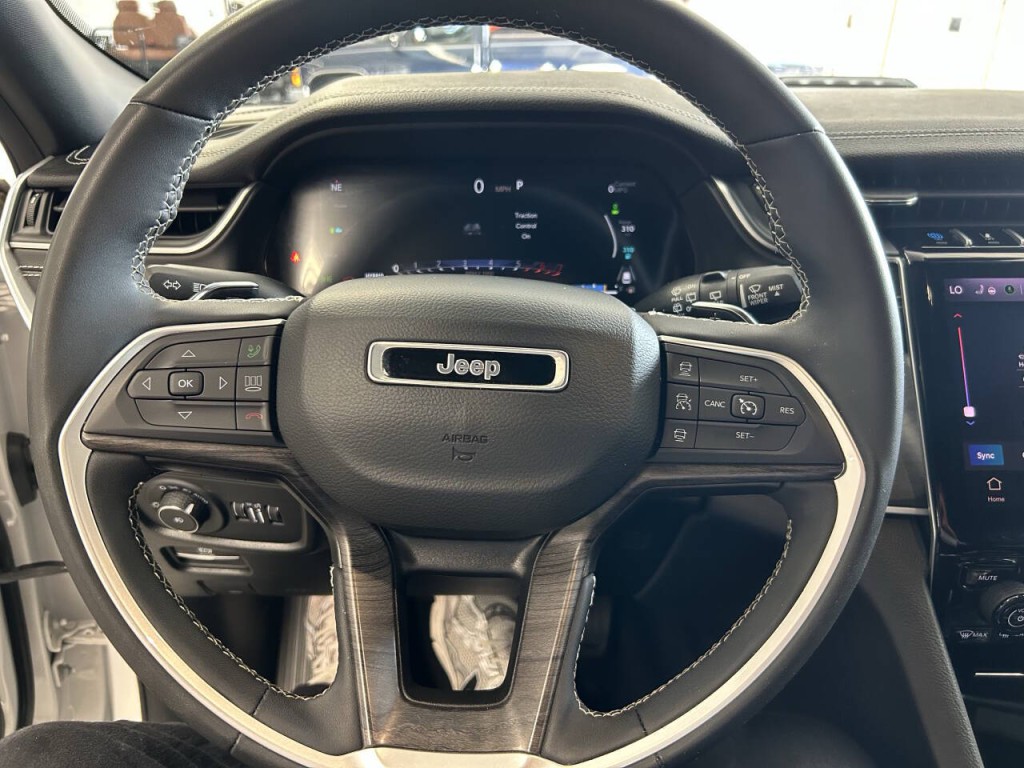 2024 Jeep Grand Cherokee Image 12
