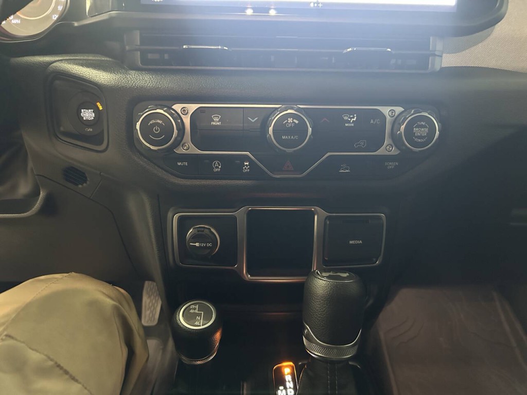 2024 Jeep Wrangler Image 14