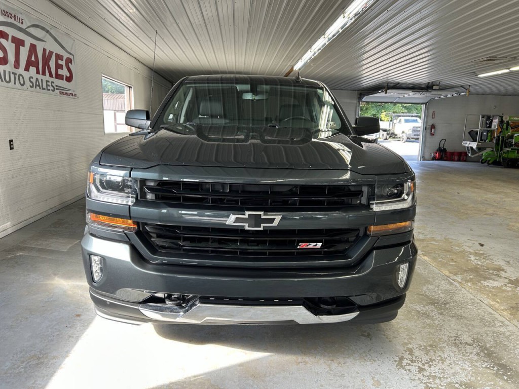 2018 Chevrolet Silverado 1500 Image 2