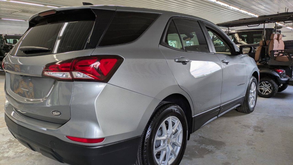 2023 Chevrolet Equinox Image 4