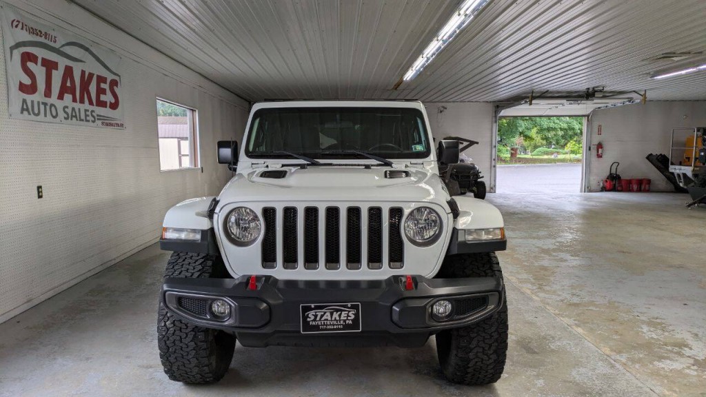 2018 Jeep Wrangler Unlimited Image 2