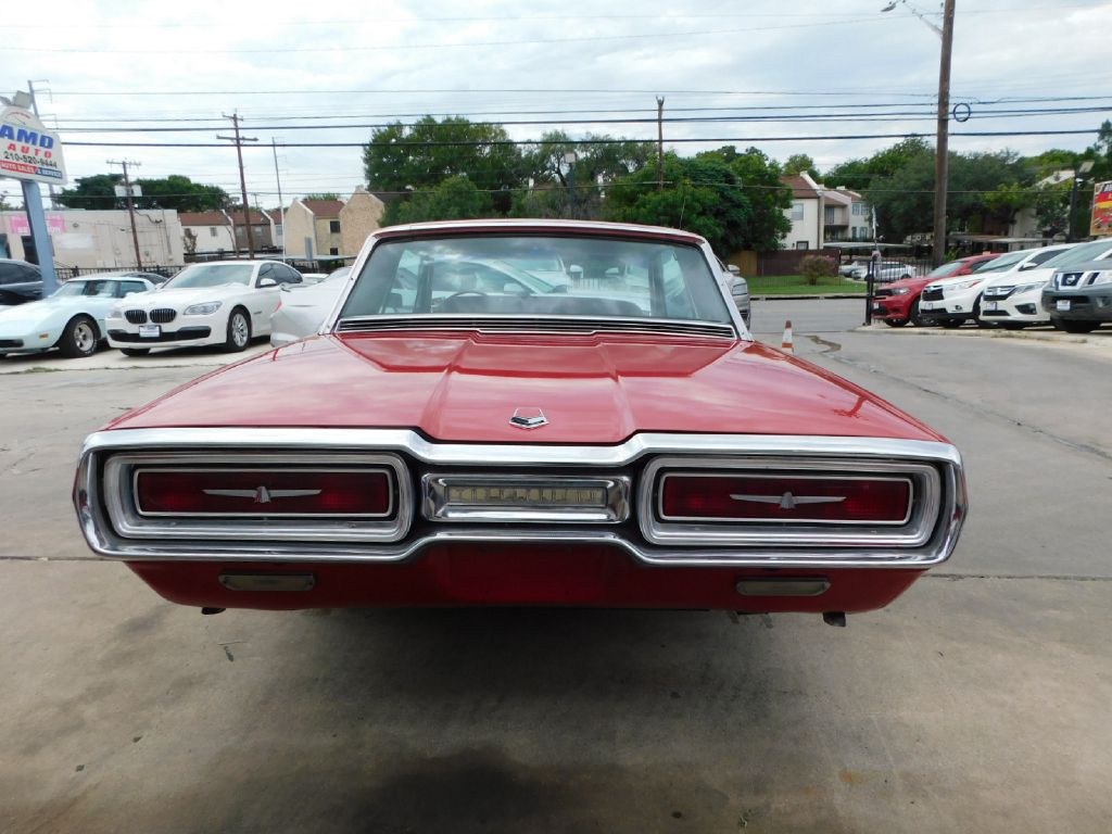1964 Ford Thunderbird Image 6