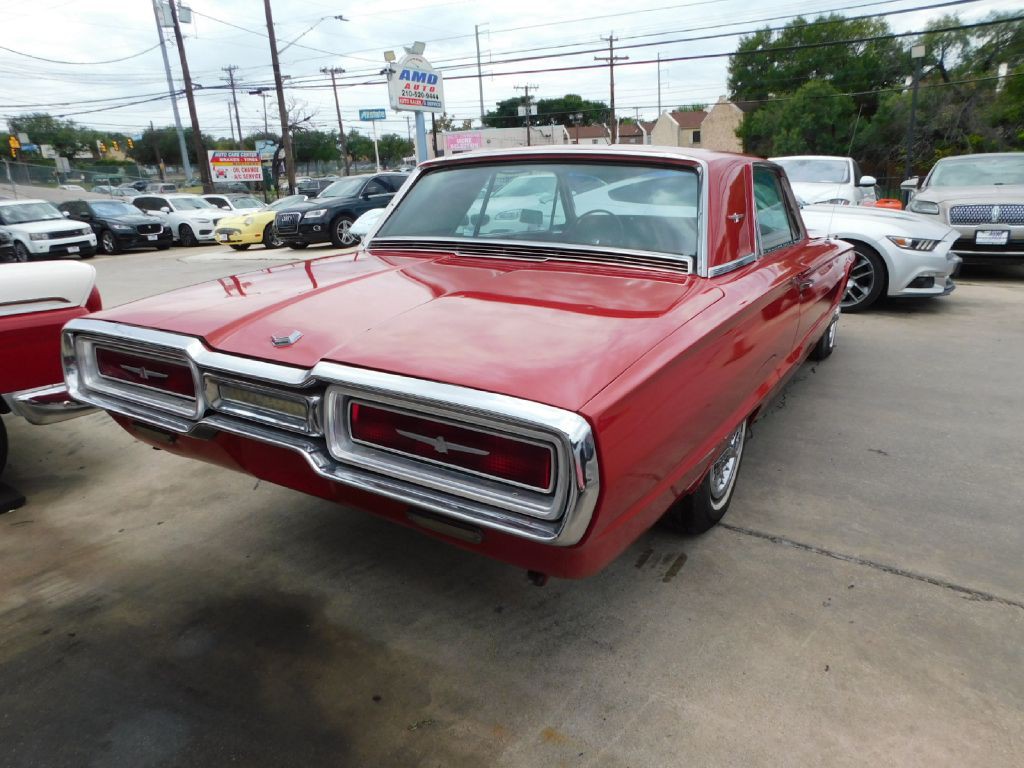 1964 Ford Thunderbird Image 7