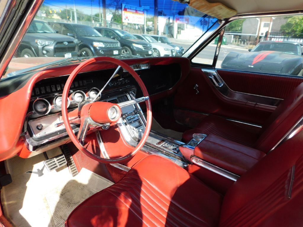 1964 Ford Thunderbird Image 17