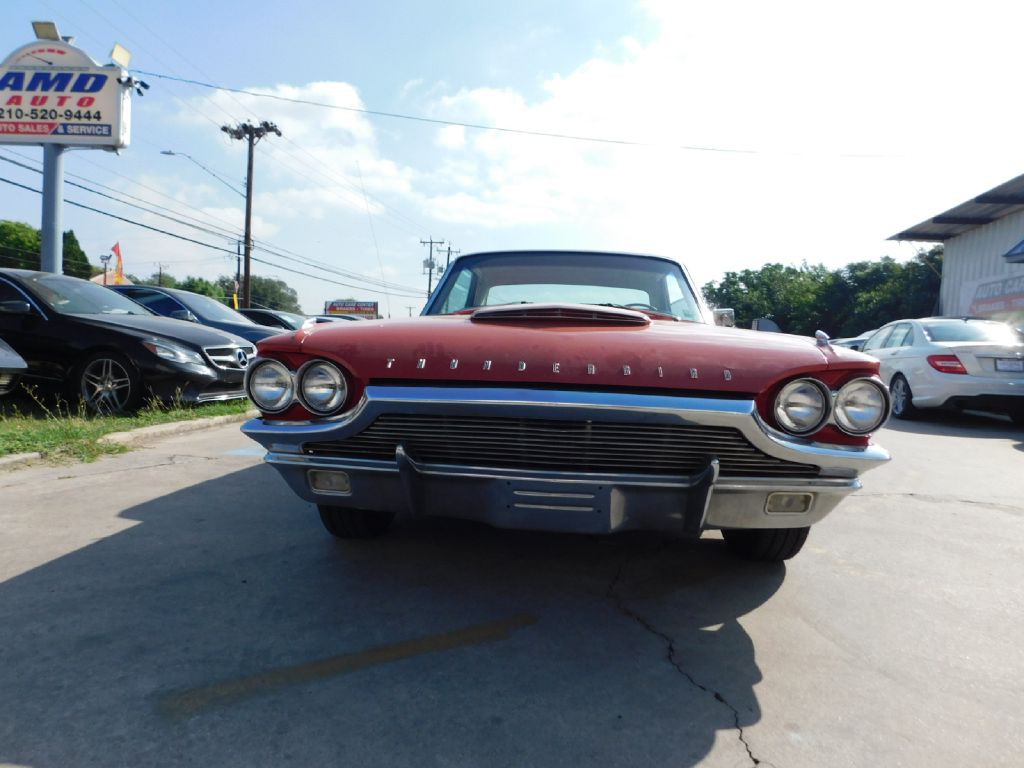 1964 Ford Thunderbird Image 11