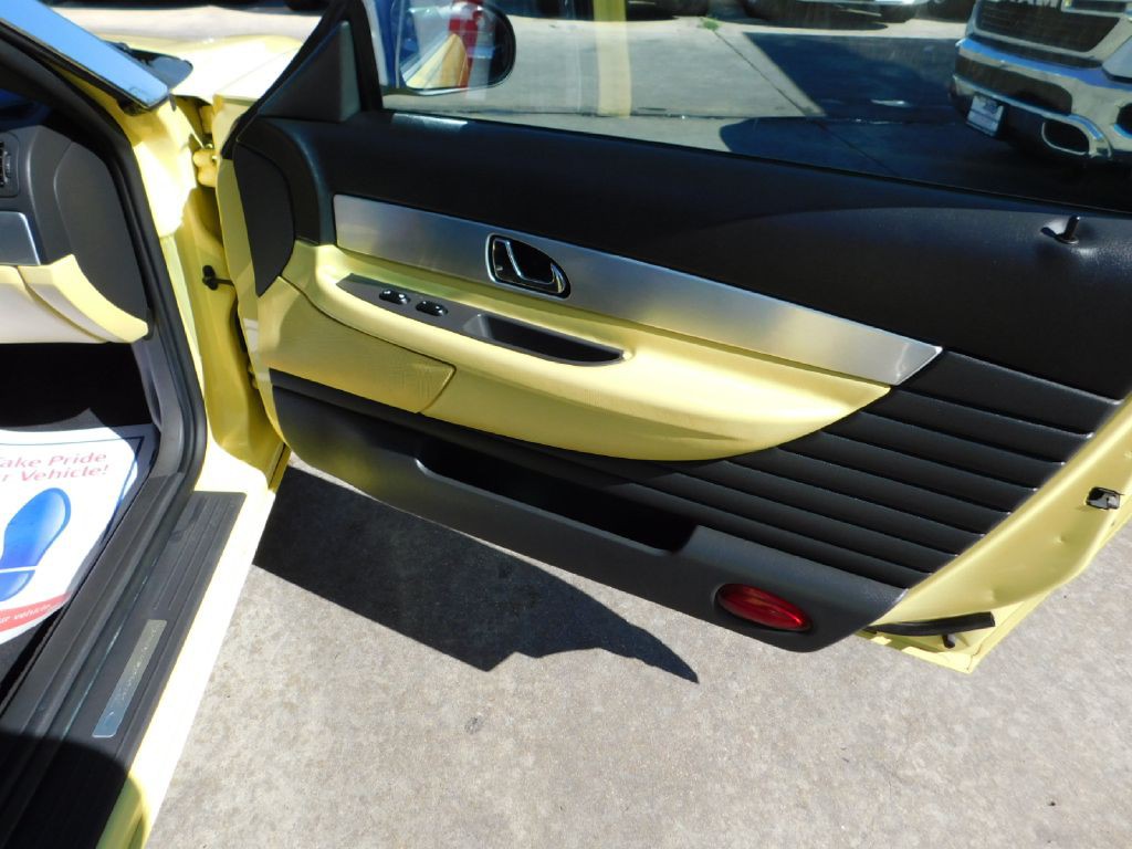 2002 Ford Thunderbird Image 14