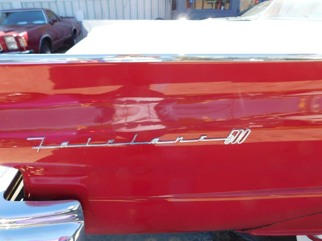 1957 Ford Fairlane Image 25