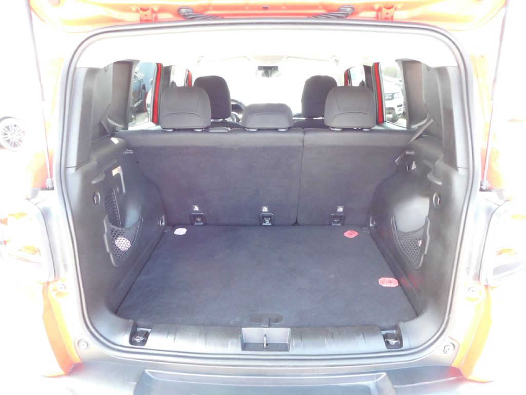 2018 Jeep Renegade Image 17