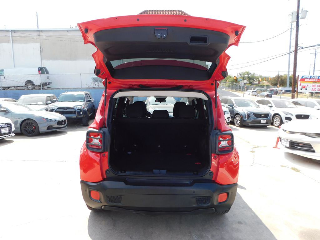 2018 Jeep Renegade Image 18