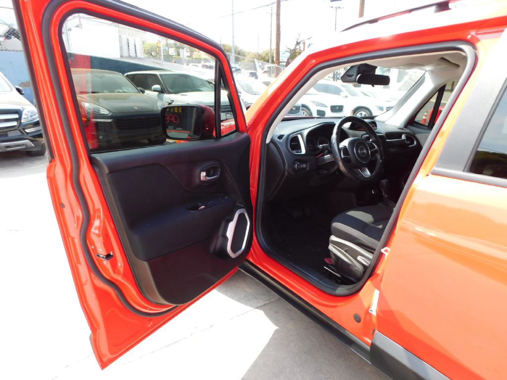 2018 Jeep Renegade Image 20