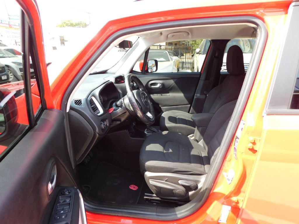 2018 Jeep Renegade Image 21