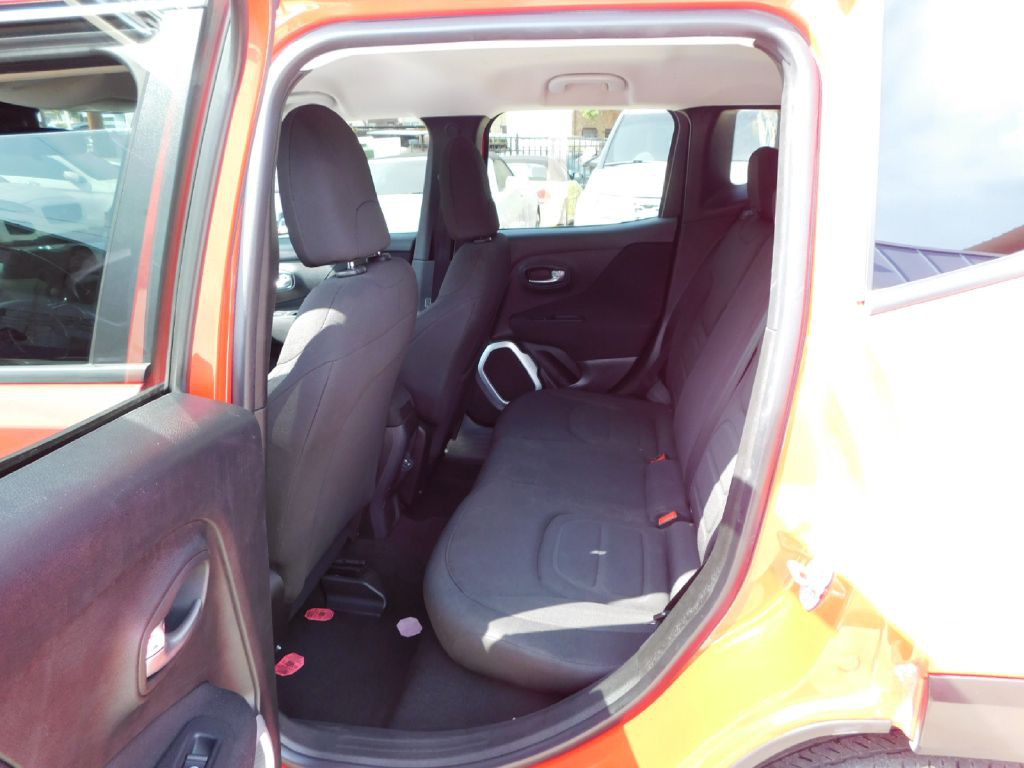 2018 Jeep Renegade Image 23