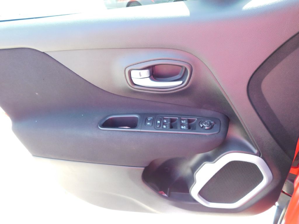 2018 Jeep Renegade Image 28