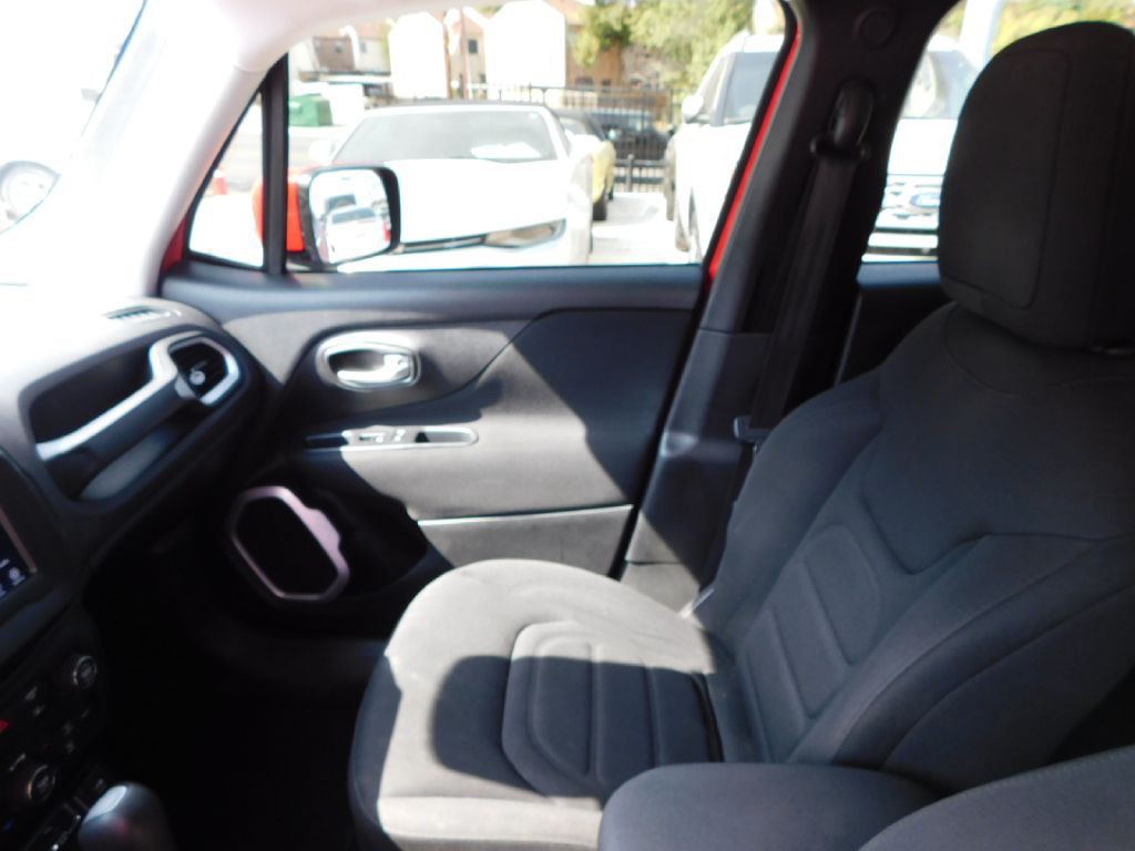 2018 Jeep Renegade Image 34