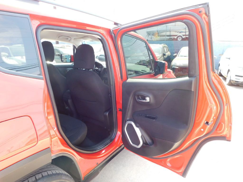 2018 Jeep Renegade Image 40