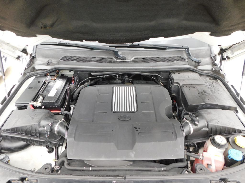 2012 Land Rover Range Rover Sport Image 14