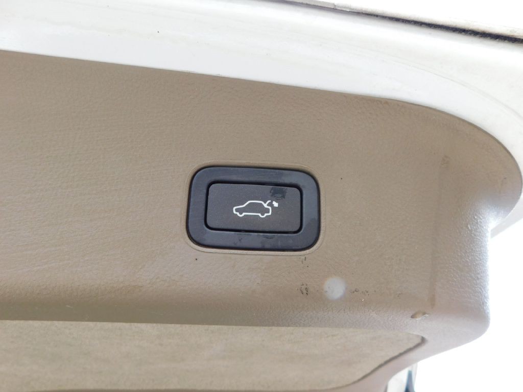 2012 Land Rover Range Rover Sport Image 18