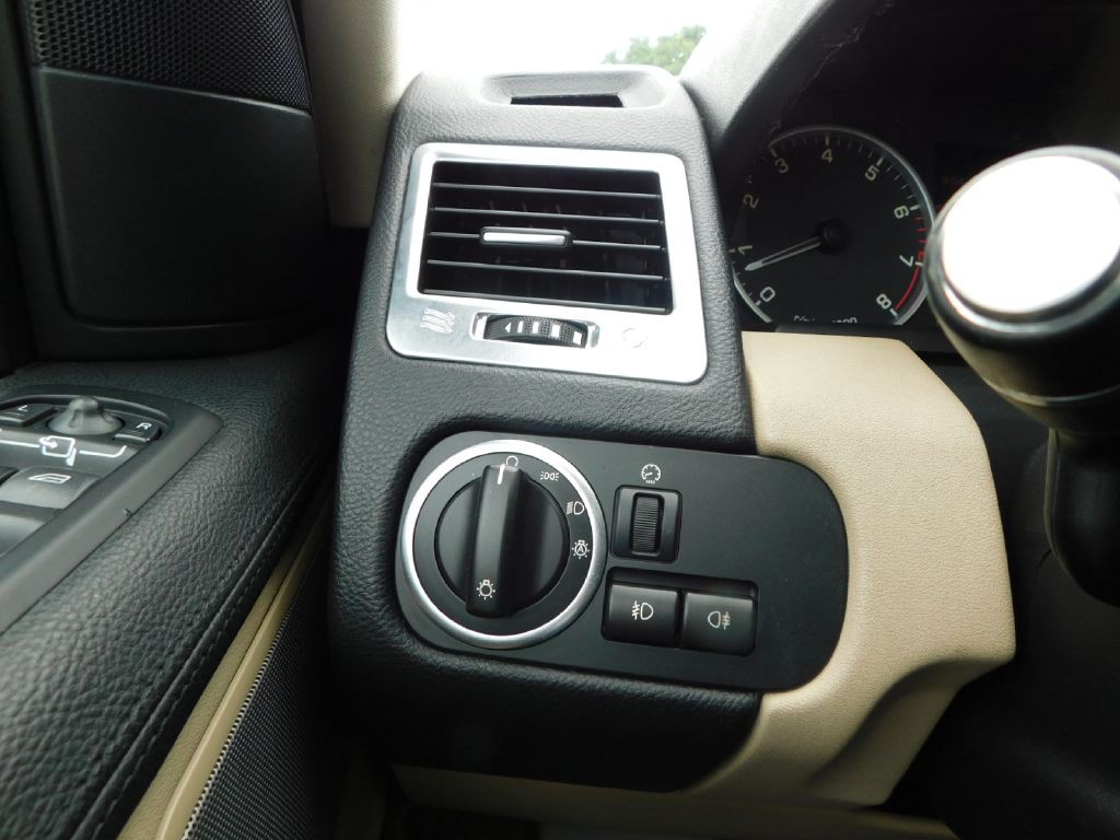 2012 Land Rover Range Rover Sport Image 28