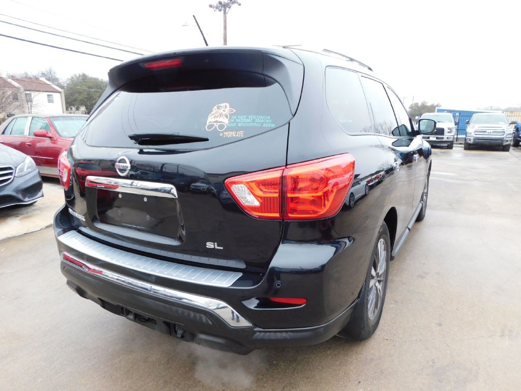 2017 Nissan Pathfinder Image 7