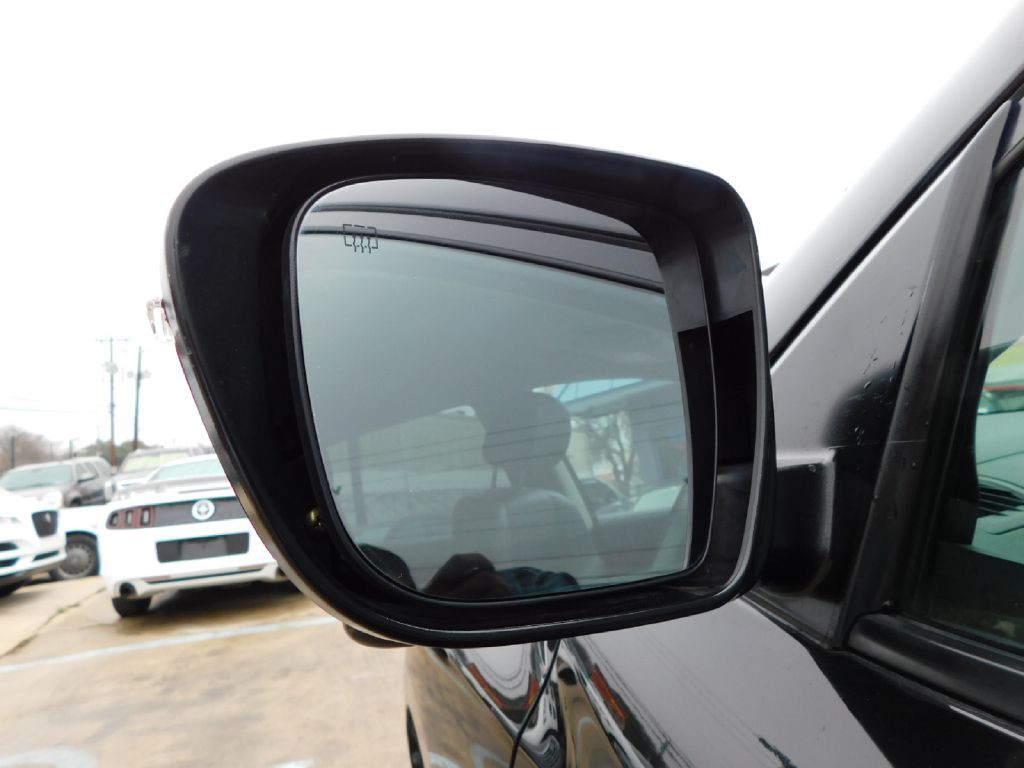 2017 Nissan Pathfinder Image 15