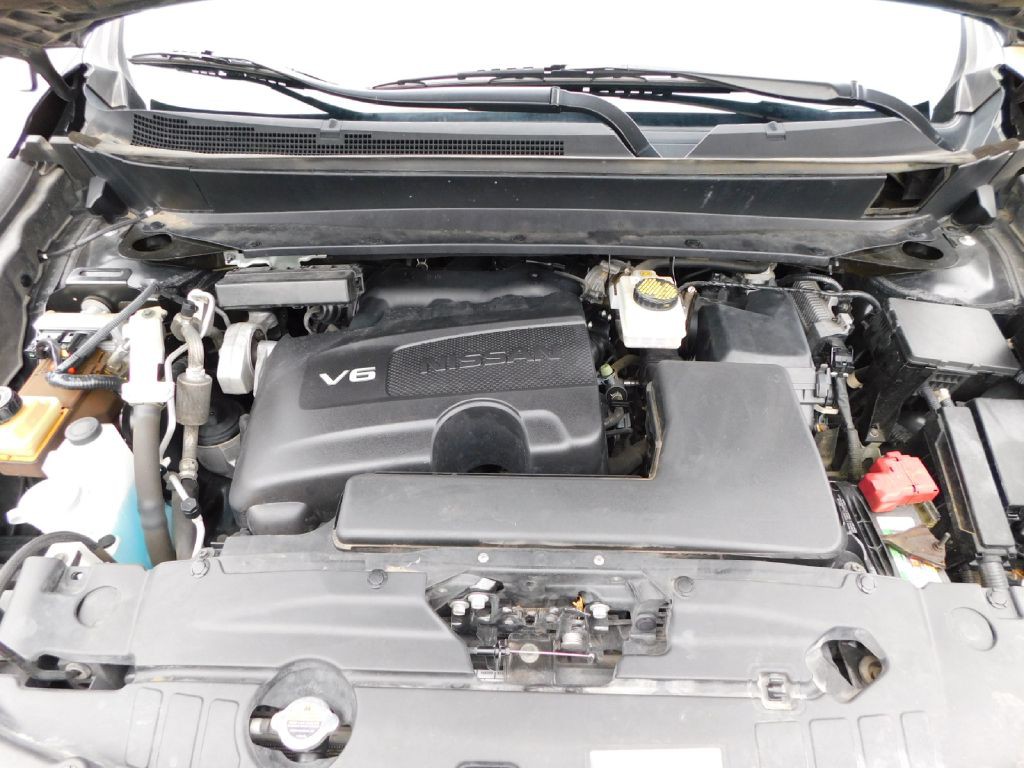2017 Nissan Pathfinder Image 17