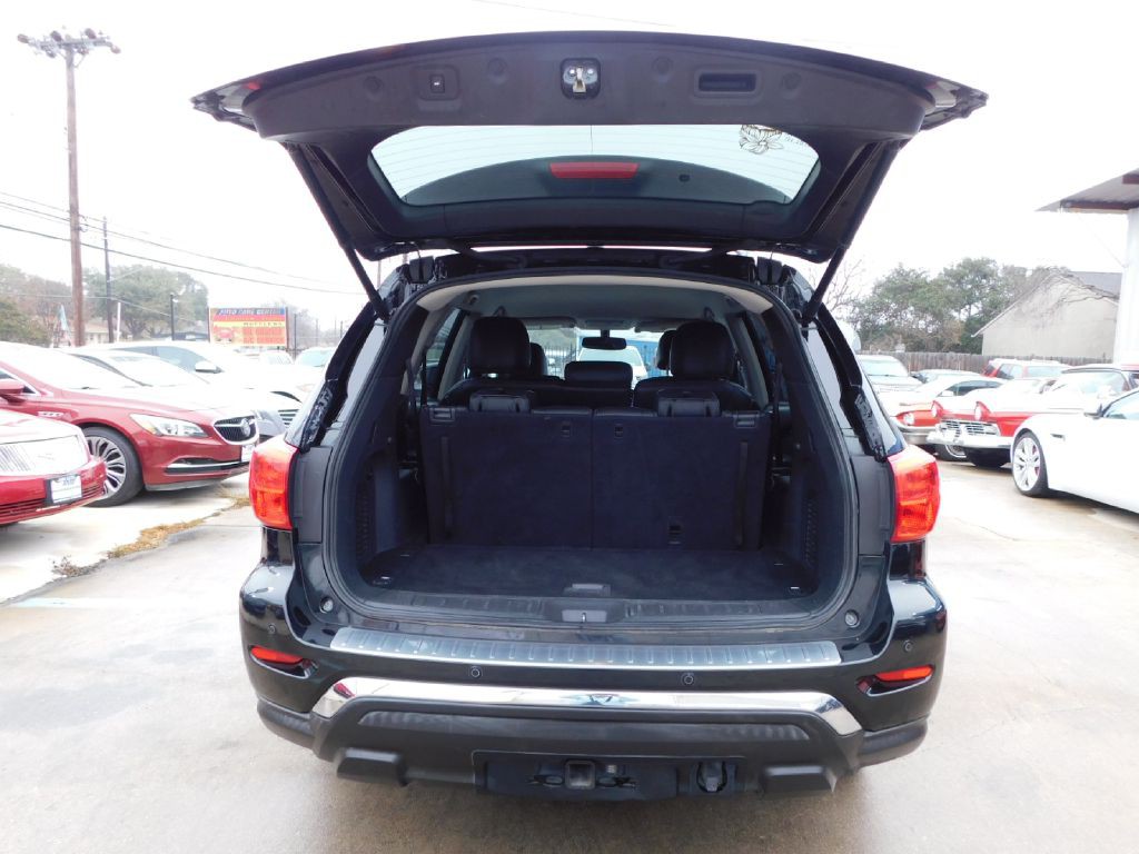 2017 Nissan Pathfinder Image 21