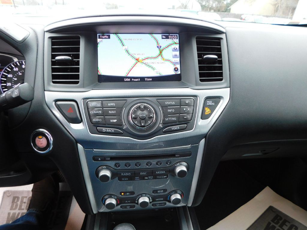 2017 Nissan Pathfinder Image 36