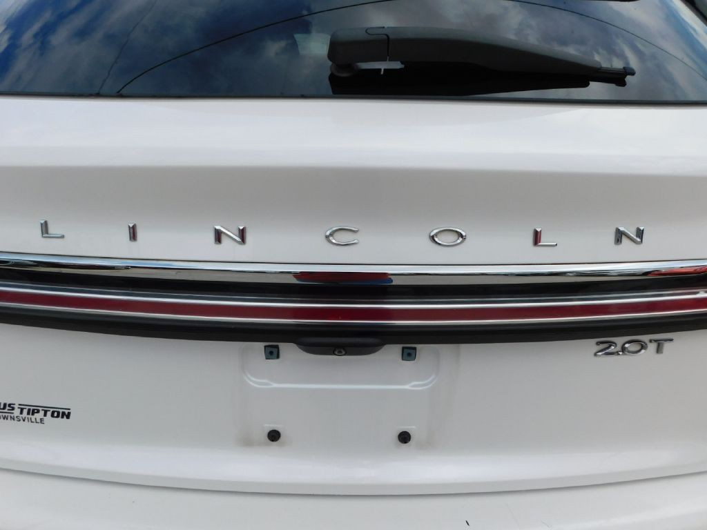 2019 Lincoln Nautilus Image 13