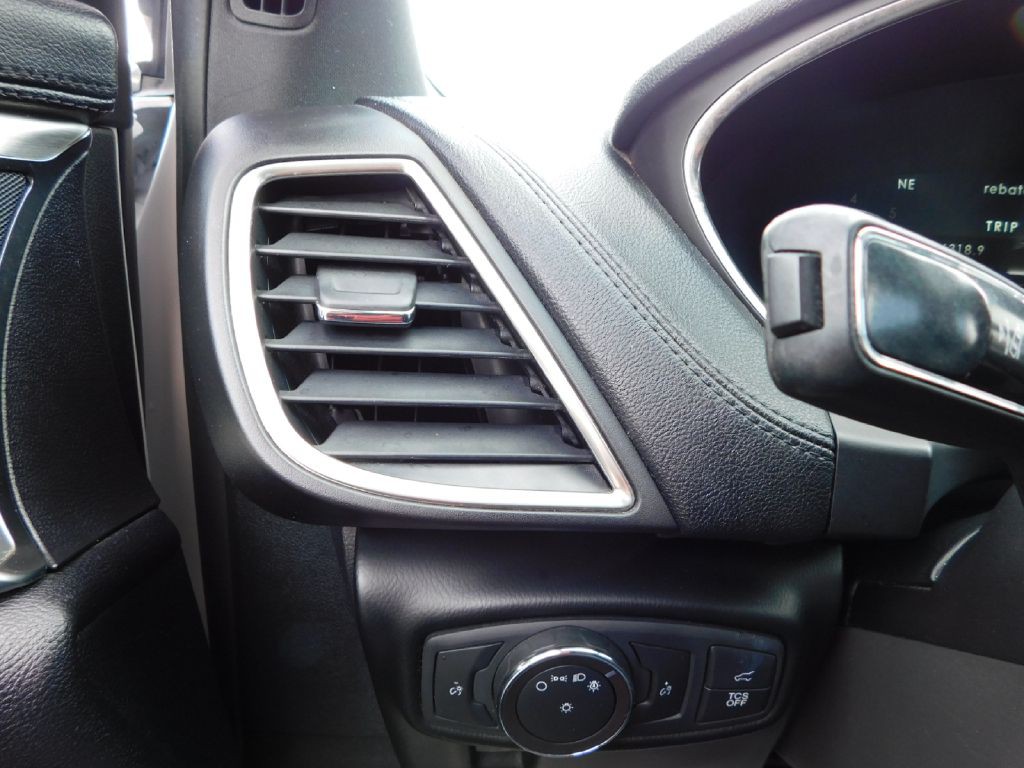 2019 Lincoln Nautilus Image 30