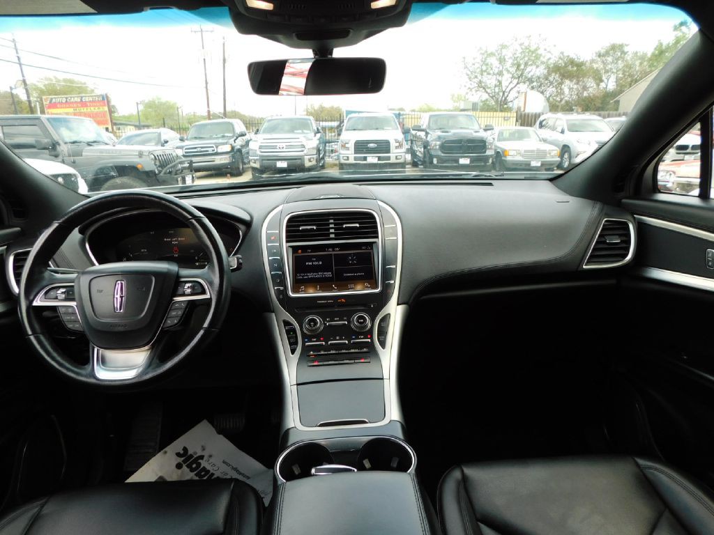 2019 Lincoln Nautilus Image 43