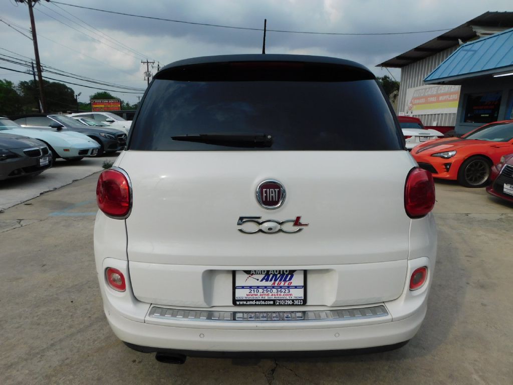 2014 FIAT 500L Image 6
