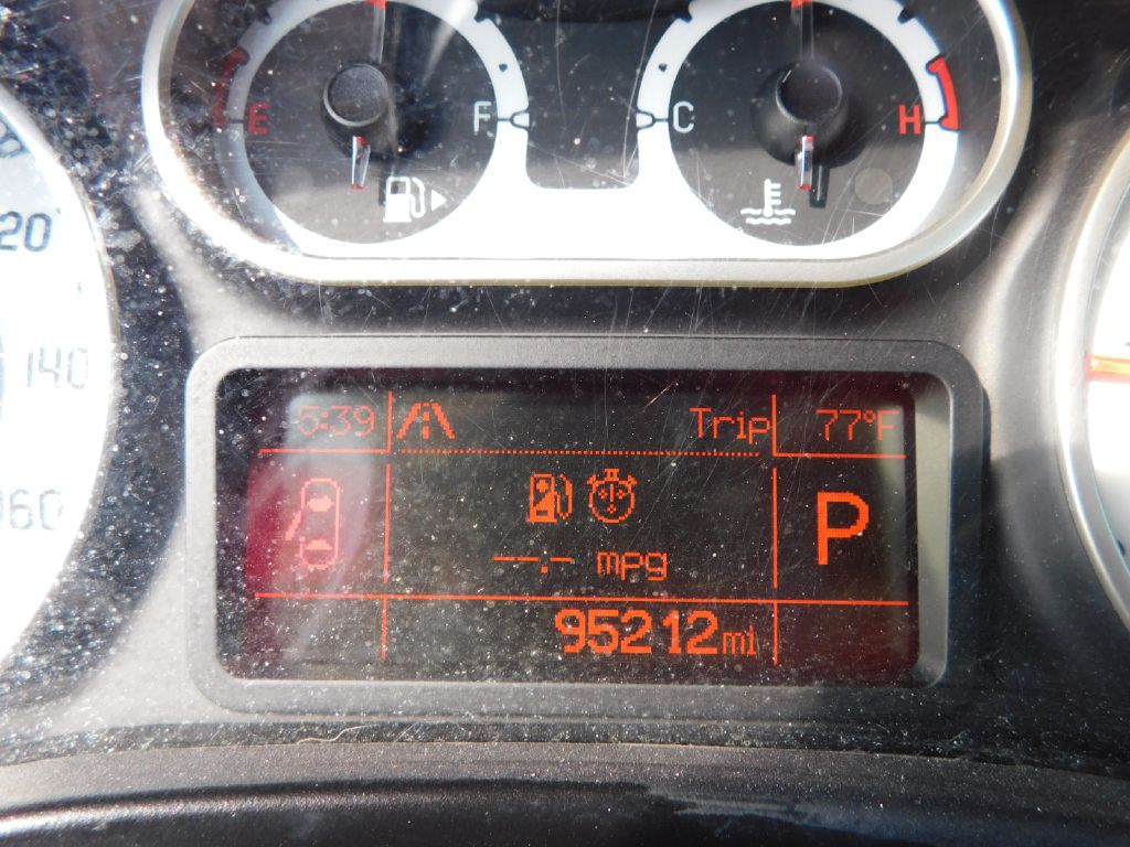 2014 FIAT 500L Image 21