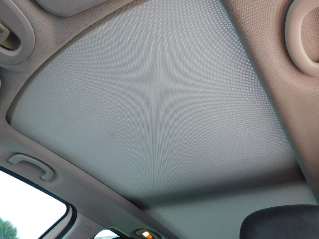 2014 FIAT 500L Image 34