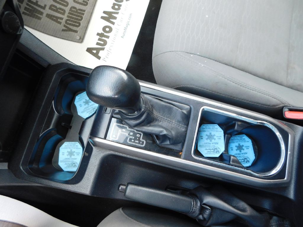 2017 Toyota Tacoma Image 29