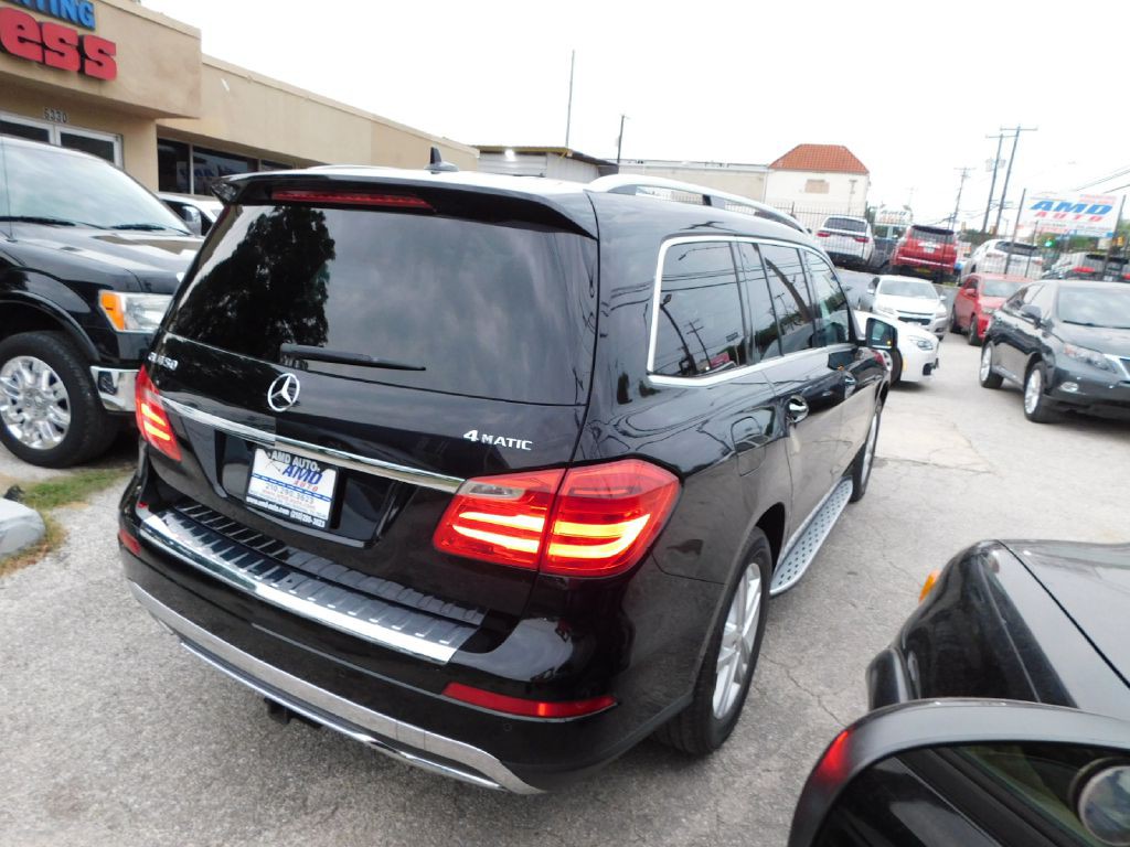 2015 Mercedes-Benz GL-Class Image 7