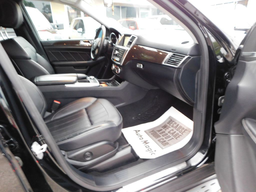2015 Mercedes-Benz GL-Class Image 14