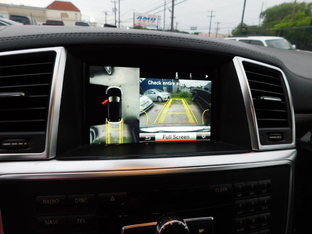 2015 Mercedes-Benz GL-Class Image 33