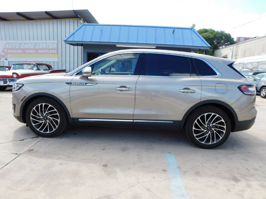 2019 Lincoln Nautilus Image 4