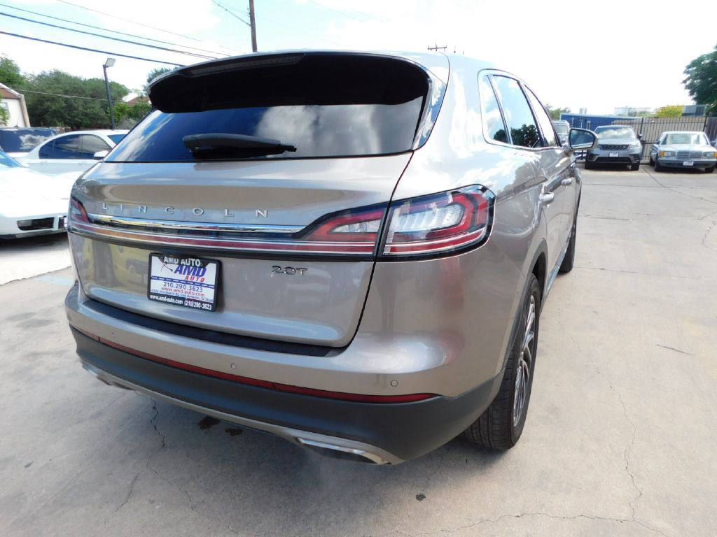 2019 Lincoln Nautilus Image 7