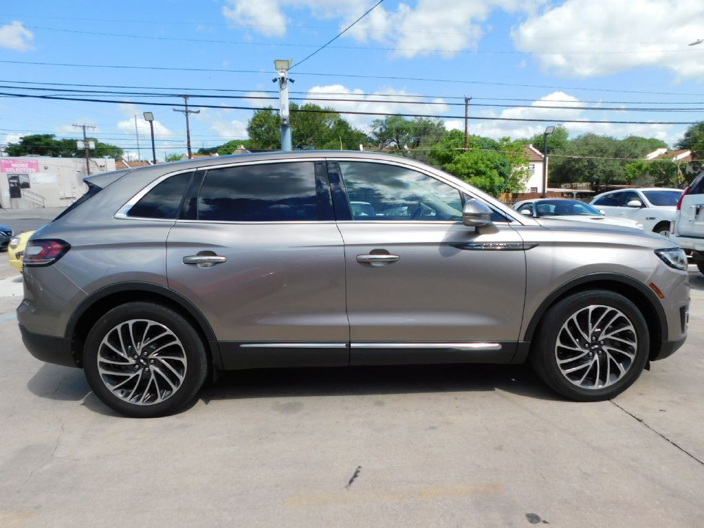 2019 Lincoln Nautilus Image 8