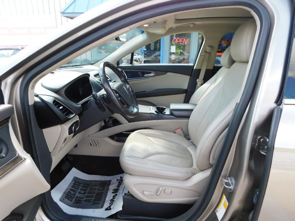 2019 Lincoln Nautilus Image 24